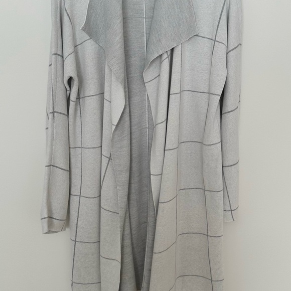 Eileen Fisher Windowpane Graphic Angled Front Cotton Silk Cardigan - Picture 4 of 11